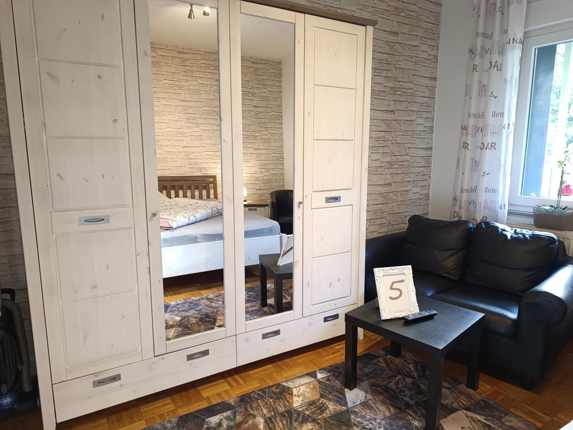 5X Balkon-Apartments Mit Kueche 40-65Qm Ruhrgebietferienwohnung Dobry-Fuchs Оберхаузен Экстерьер фото
